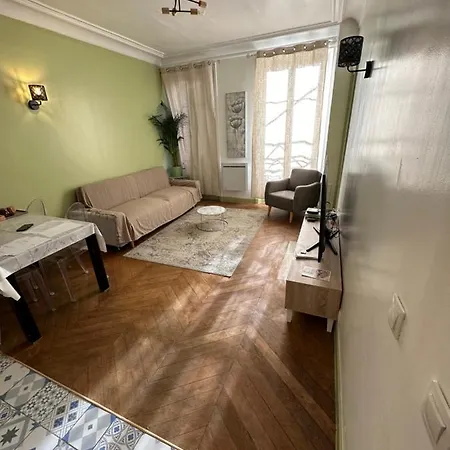 Bel Rue Oberkampf * פריז